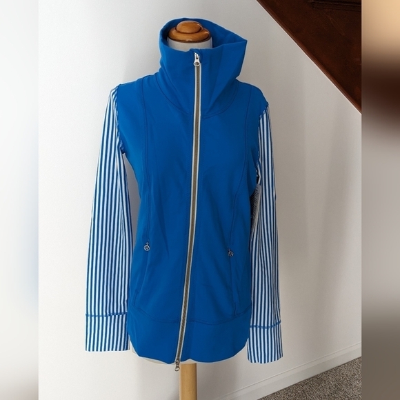 Lululemon Blue Daily Yoga Jacket Size 6 New - Picture 5 of 7